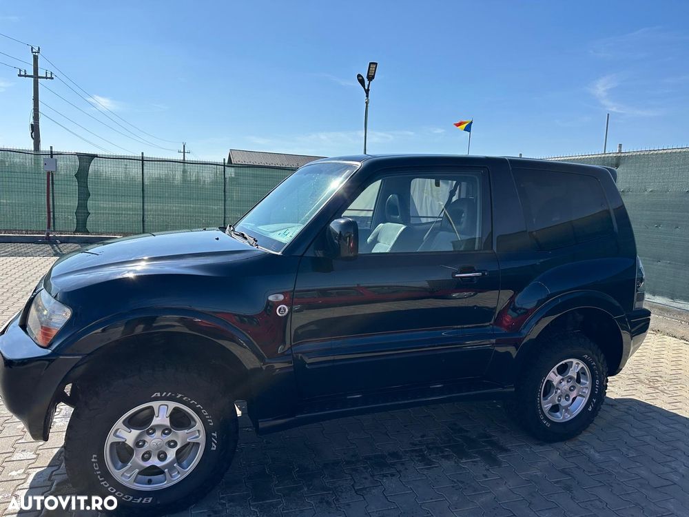 Mitsubishi Pajero 3.2 DI-D Automatik Dakar - 9