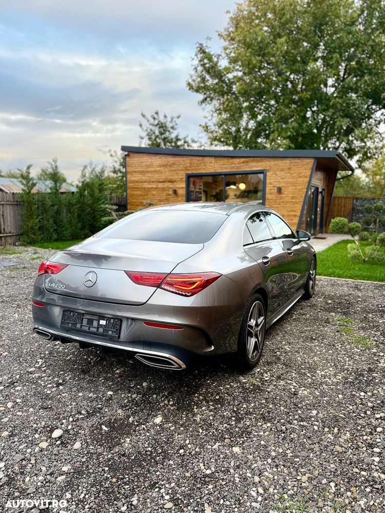 Mercedes-Benz CLA 200 7G-DCT AMG Line - 10