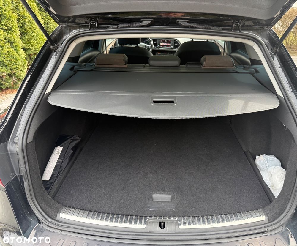 Seat Leon Sportstourer 2.0 TDI Start&Stop 4Drive DSG X-Perience - 24