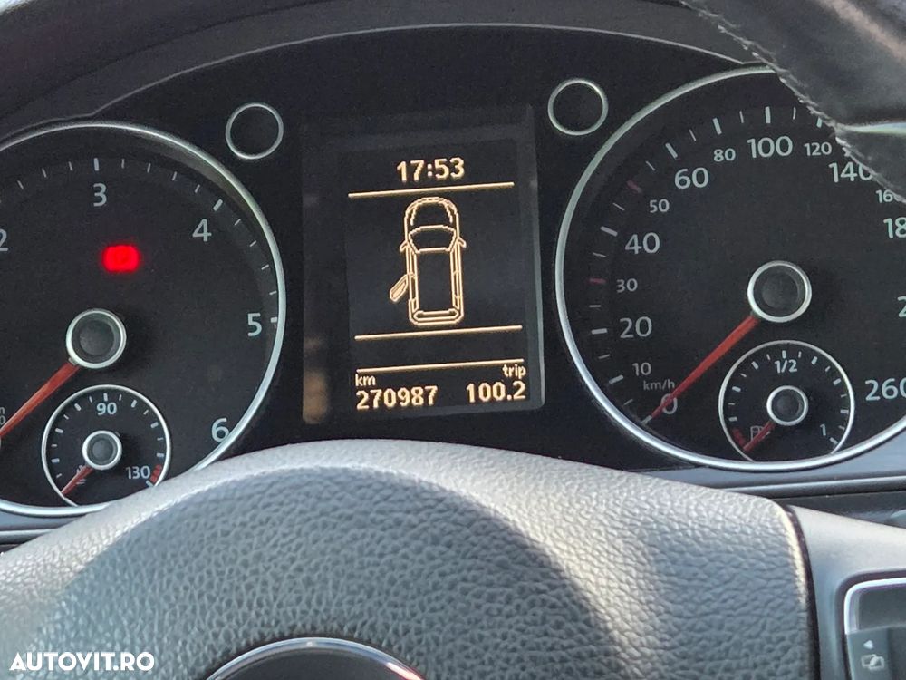 Volkswagen Passat 2.0 TDI DSG Comfortline - 14
