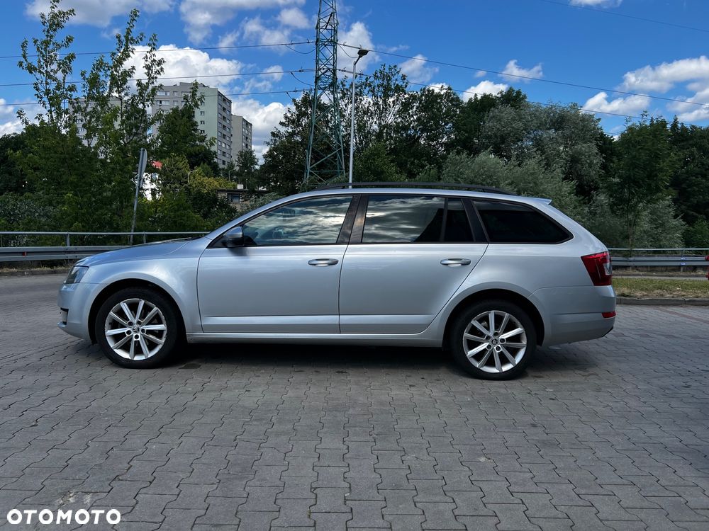 Skoda Octavia 2.0 TDI Elegance DSG - 6