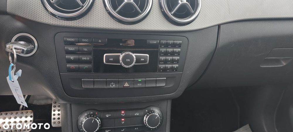 Mercedes-Benz Klasa B 180 CDI (BlueEFFICIENCY) 7G-DCT - 12