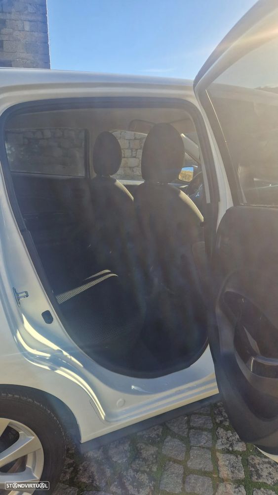 Mitsubishi Space Star 1.2 Intense - 9