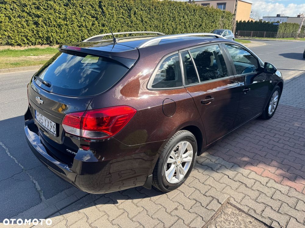 Chevrolet Cruze 1.8 LT - 29