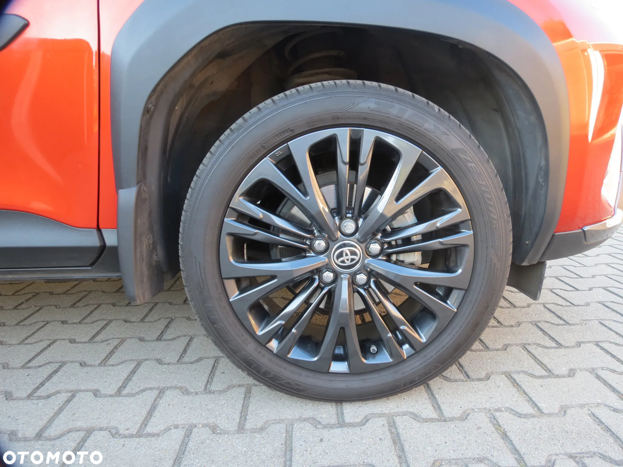 Toyota Yaris Cross Hybrid 1.5 Adventure - 16