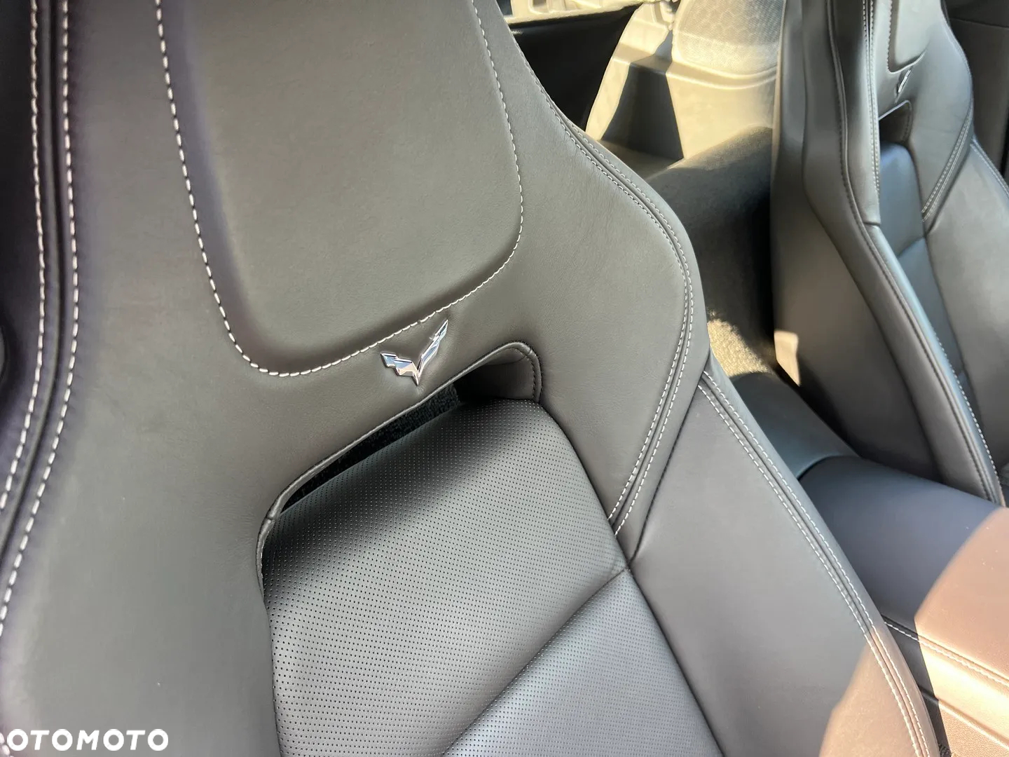 Chevrolet Corvette Stingray 2LT 6.2 V8 Automatik - 23