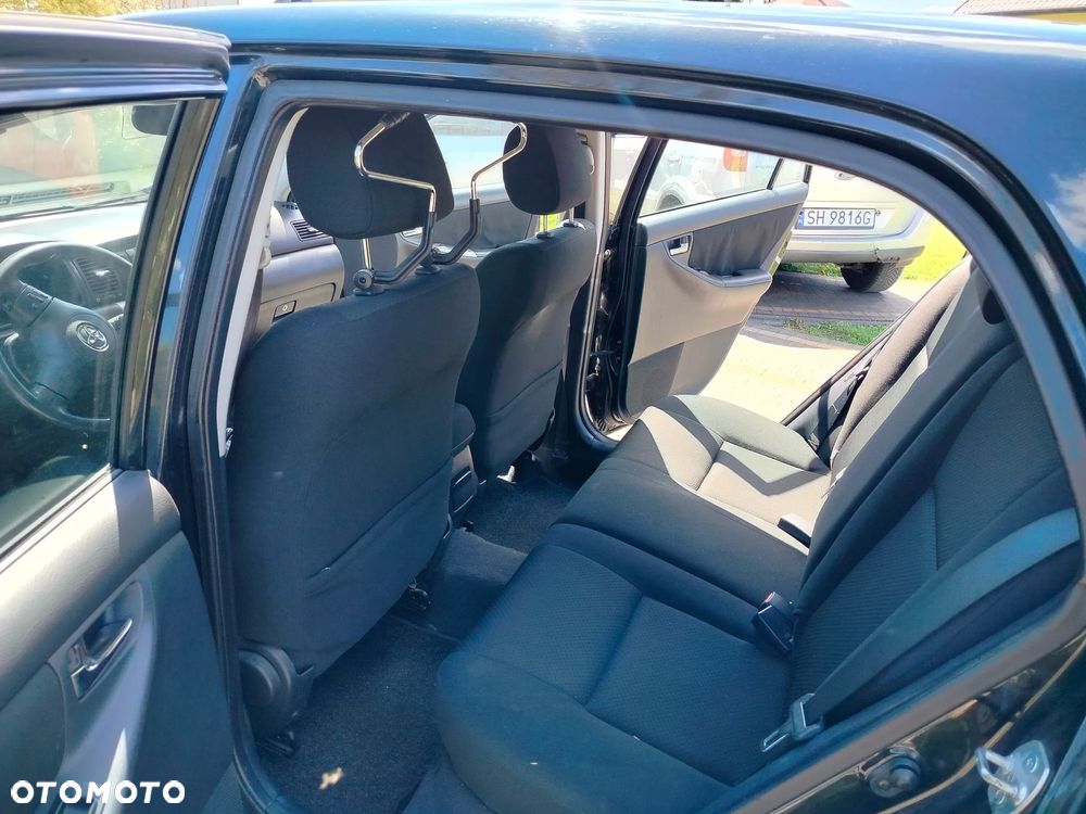 Toyota Corolla 1.4 D-4D Sol - 13