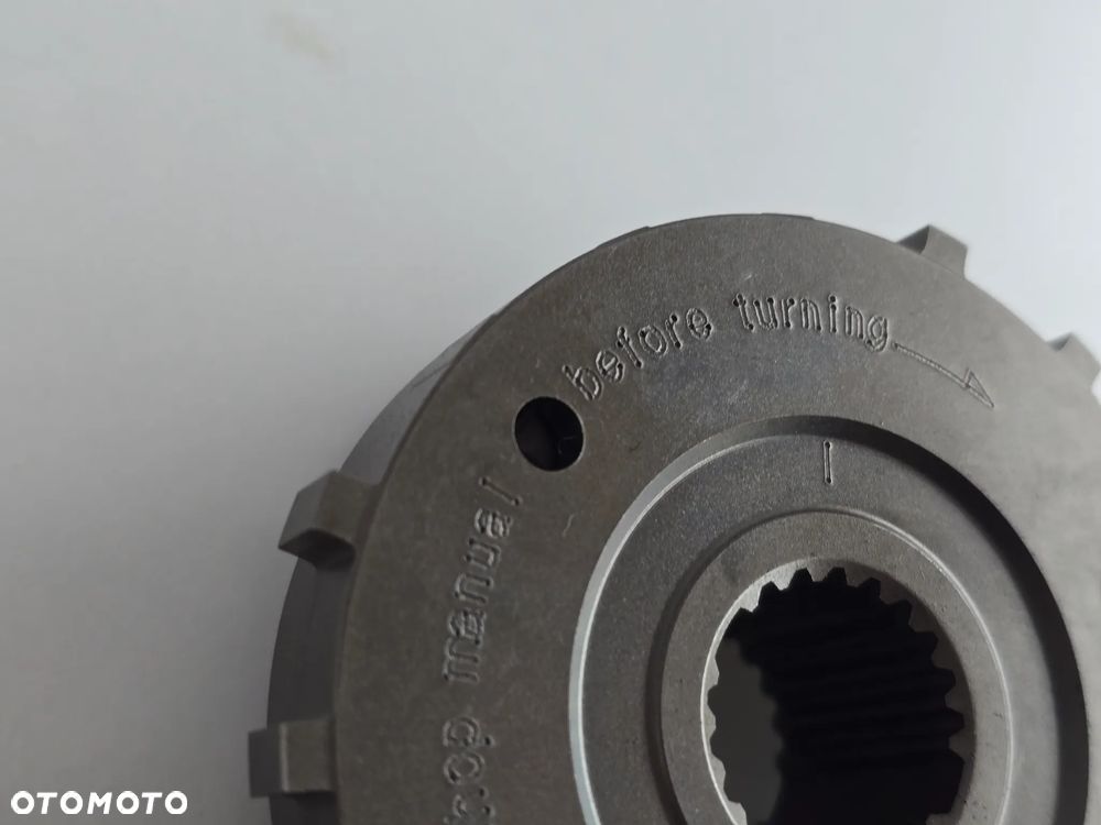 SPRZEGLO ROZRUSZNIKA LOZYSKO JEDNOKIERUNKOWE HONDA CB 1000R  SC80 - 9