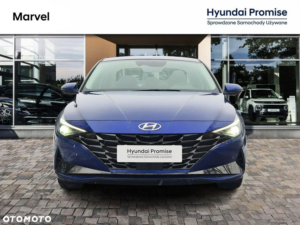 Hyundai Elantra - 9