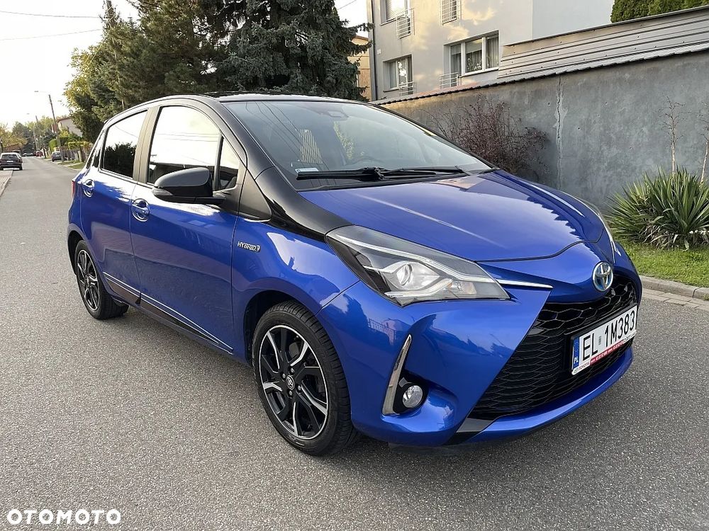 Toyota Yaris Hybrid 100 Selection Platinum - 3