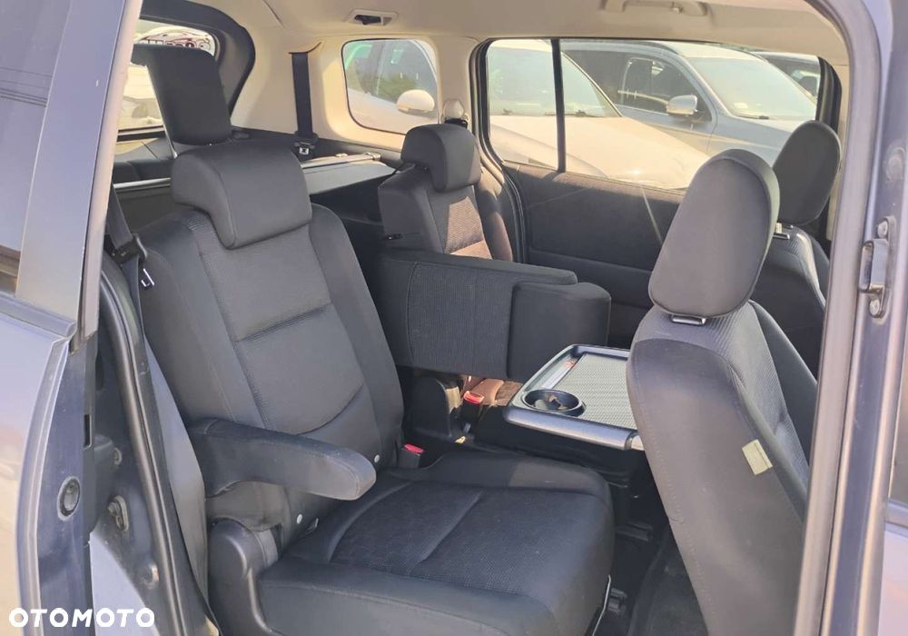 Mazda 5 - 22