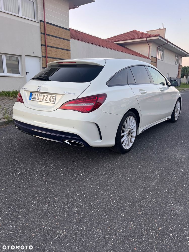 Mercedes-Benz CLA 250 4-Matic AMG Line - 16