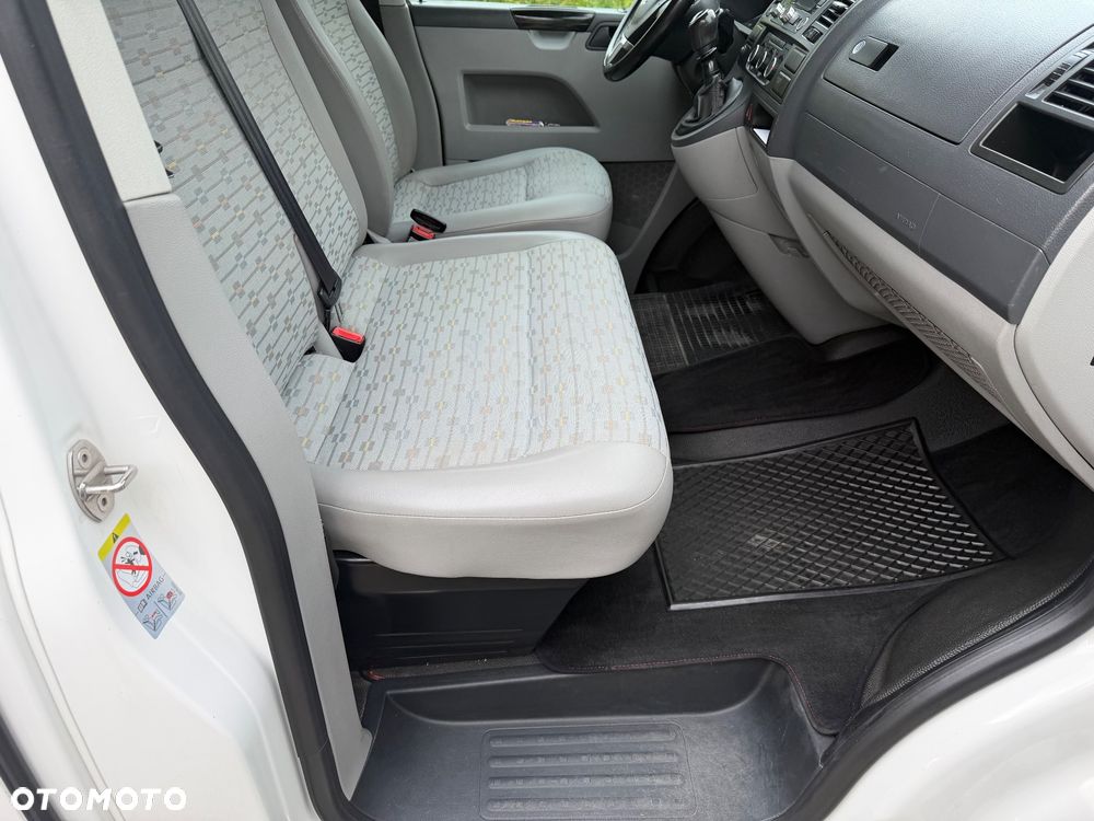 Volkswagen T5 Lift - 23