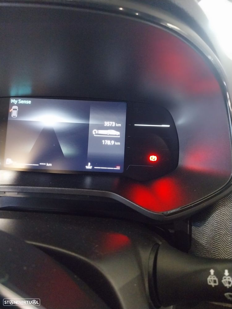 Renault Clio 1.0 TCe Techno Bi-Fuel - 32