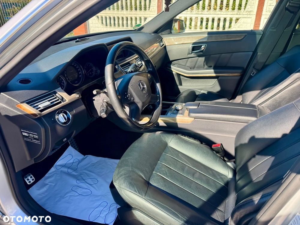 Mercedes-Benz Klasa E 350 CDI DPF BlueEFFICIENCY 7G-TRONIC Elegance - 15