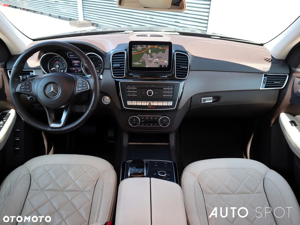 Mercedes-Benz GLS 350 d 4Matic 9G-TRONIC AMG Line - 20