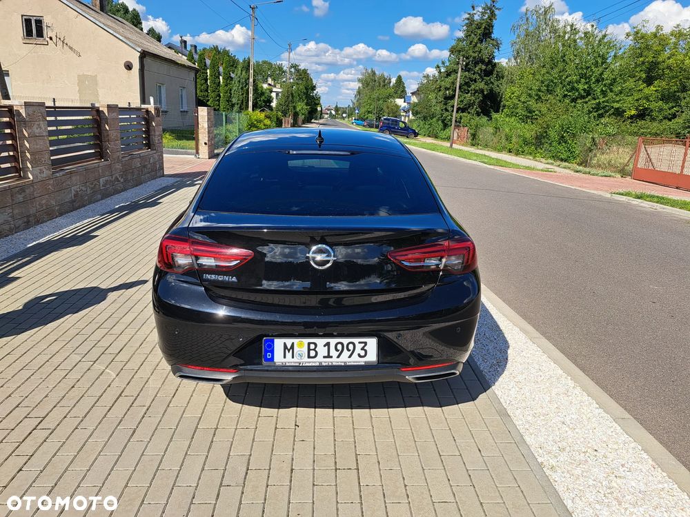 Opel Insignia - 22