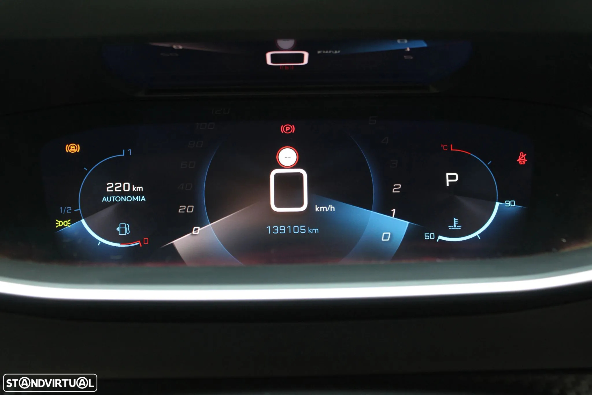 Peugeot 2008 1.2 PureTech Allure Pack EAT8 - 14