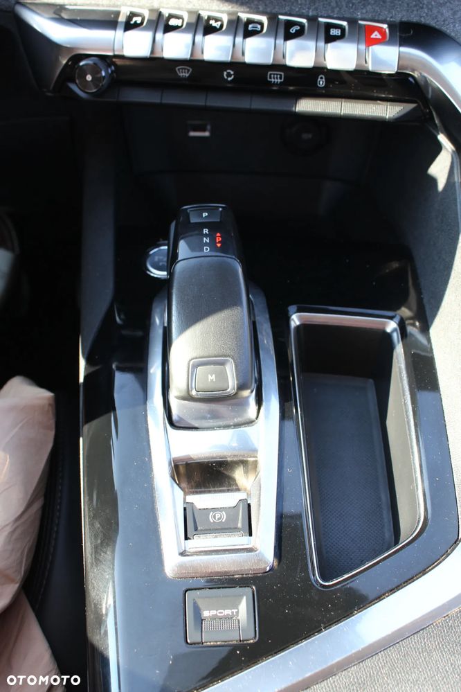 Peugeot 3008 1.6 THP Allure S&S EAT6 - 35