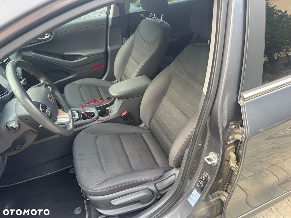 Hyundai IONIQ 1.6 GDI Style - 12