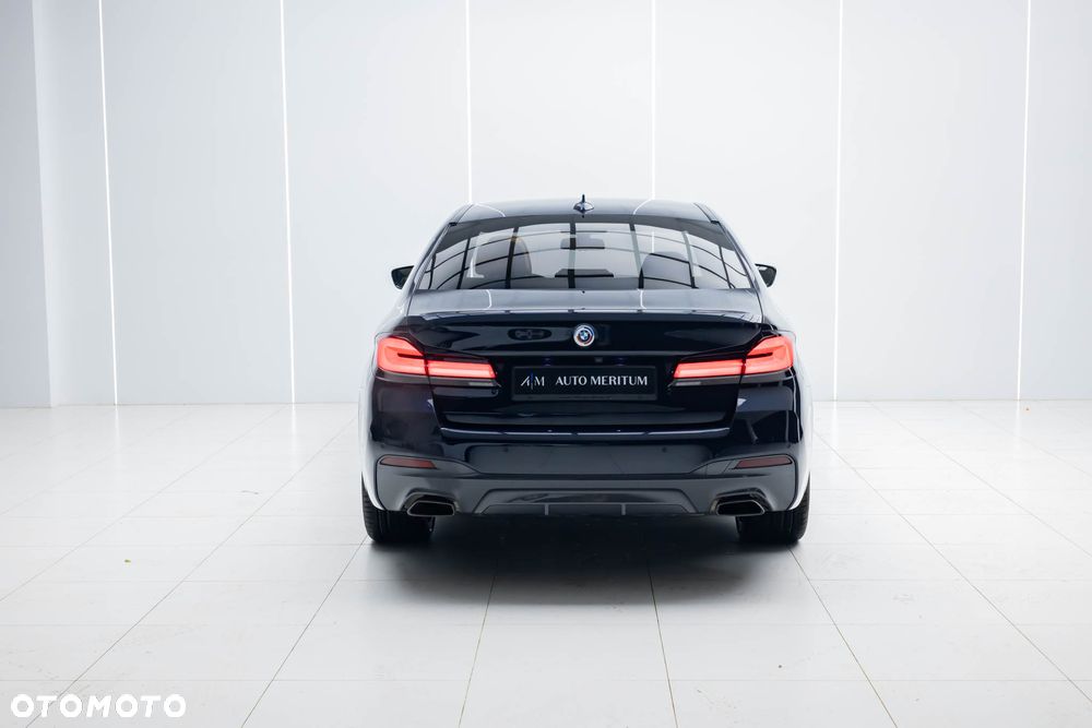 BMW Seria 5 540i xDrive mHEV M Sport sport - 12