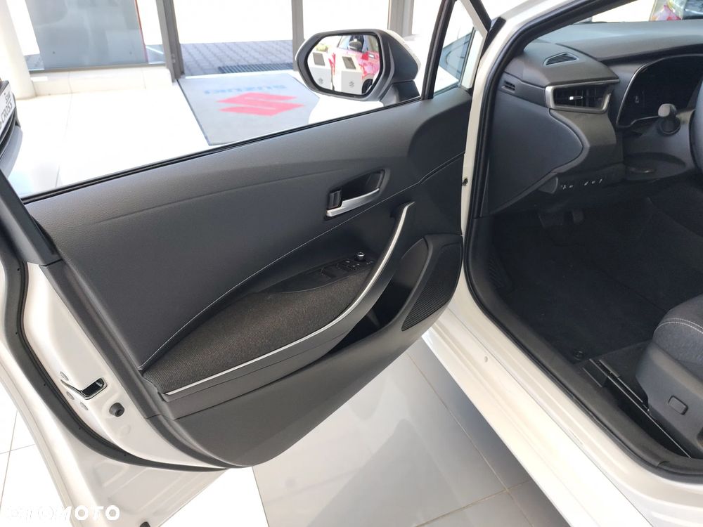 Suzuki Swace 1.8 Hybrid Premium Plus CVT - 27
