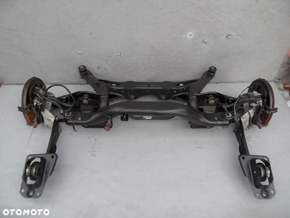 OŚ TYŁ ZAWIESZENIE SANKI AUDI S3 8V QUATTRO - 1