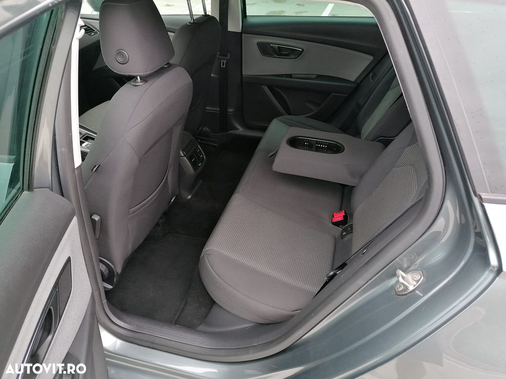 Seat Leon 1.6 TDI DSG7 Style - 6