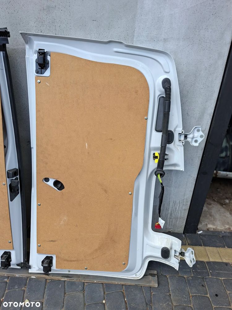 Drzwi tylne ładne prawe lewe Expert III Jumpy III Vivaro EWP - 3