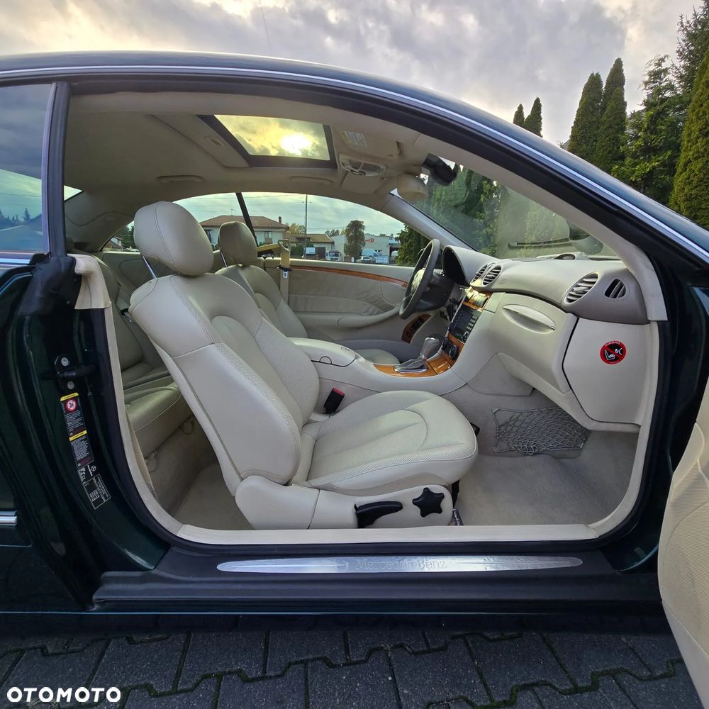 Mercedes-Benz CLK 320 Avantgarde - 30