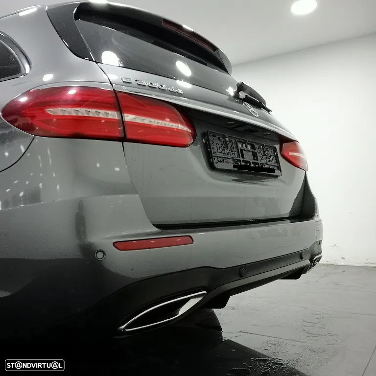 Mercedes-Benz E 300 de AMG Line - 5