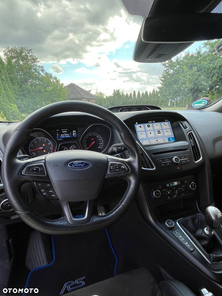 Ford Focus - 13