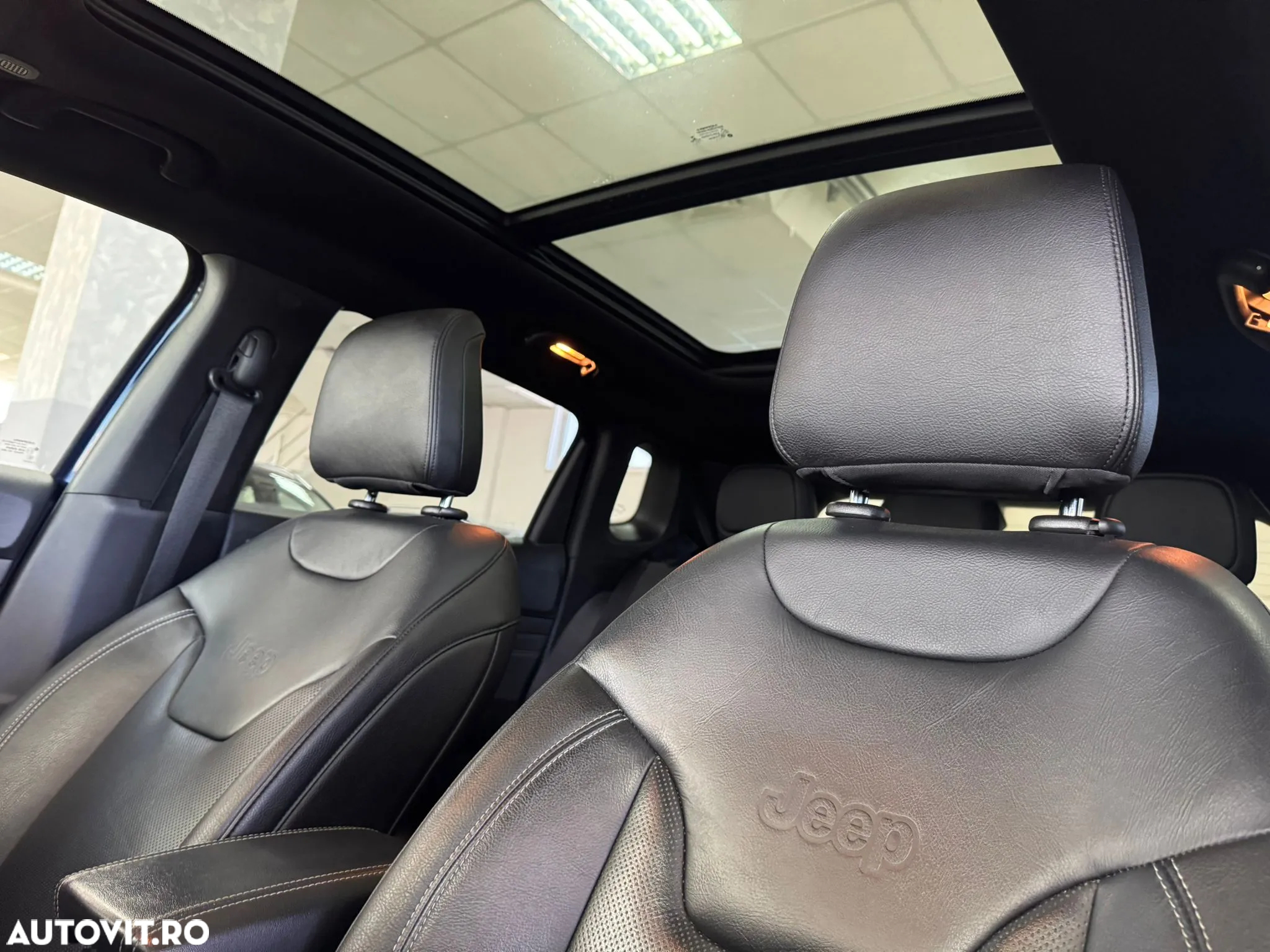 Jeep Compass 1.3 T4 4xe PLUG-IN HYBRID Automatik S - 21