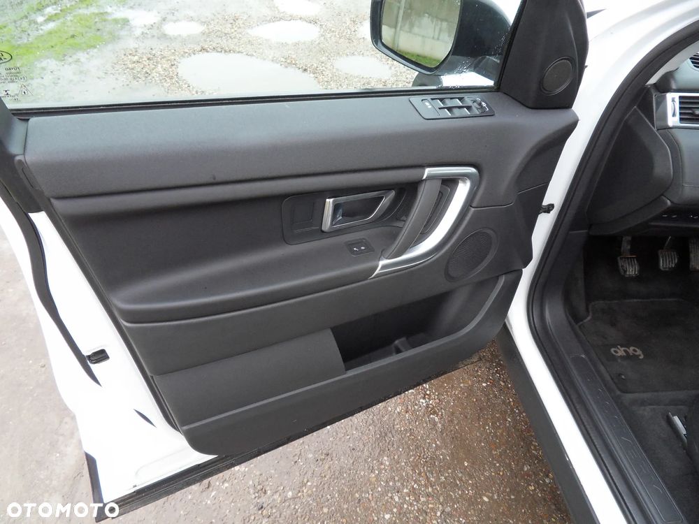 Land Rover Discovery Sport 2.0 TD4 HSE Luxury - 14