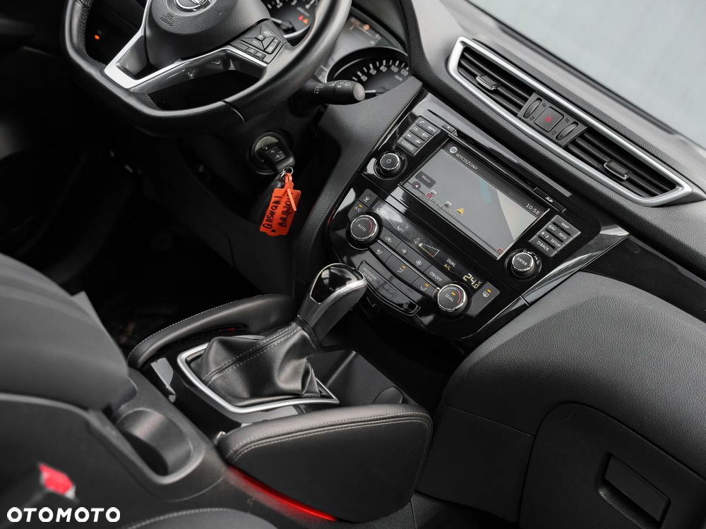 Nissan Qashqai 1.2 DIG-T Xtronic N-Connecta - 21