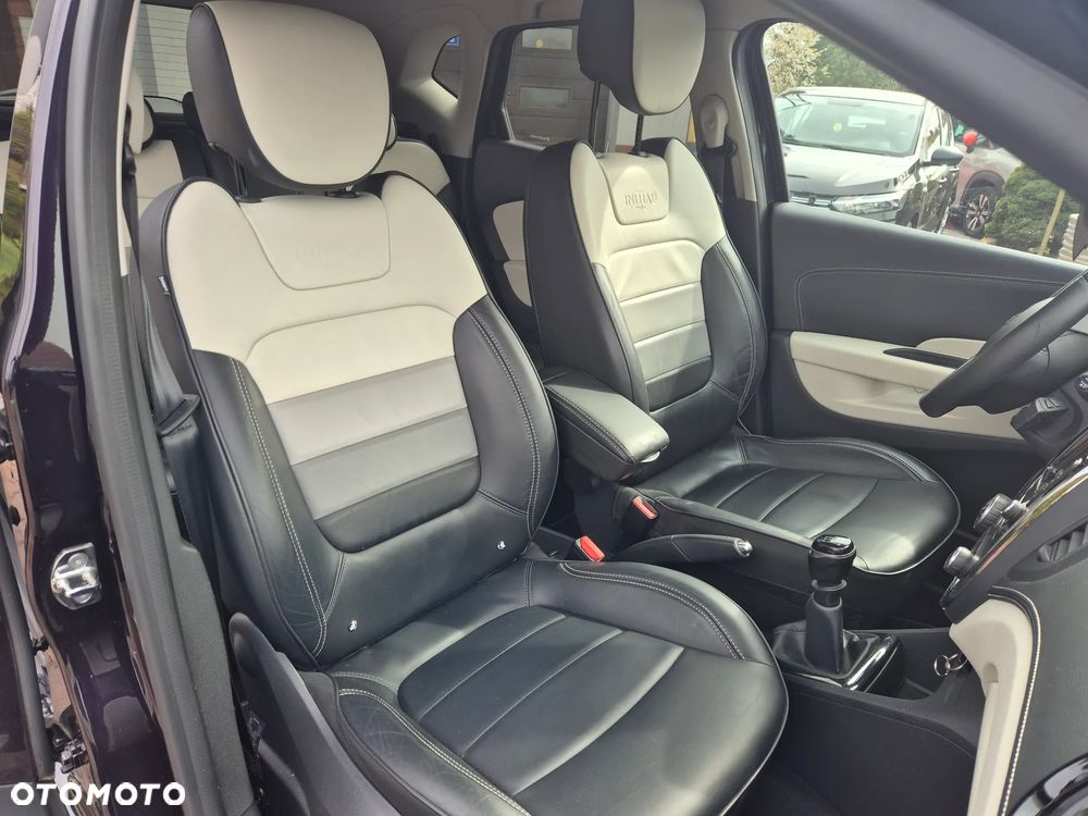 Renault Captur - 21