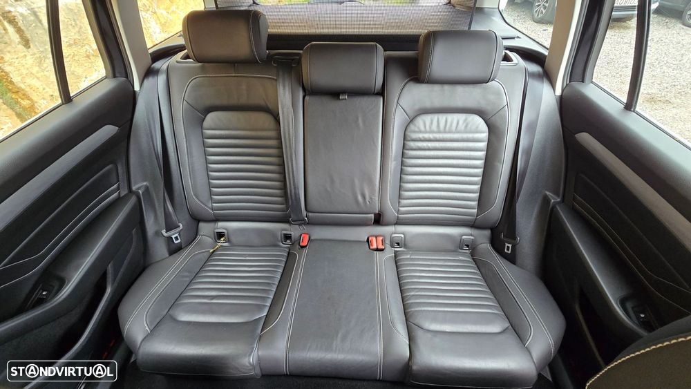 VW Passat Variant - 55