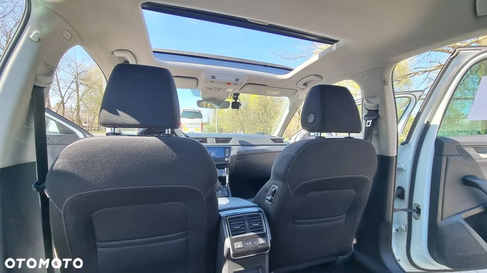 Skoda Superb 2.0 TDI Style - 16