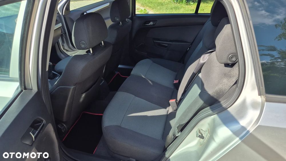 Opel Astra - 14
