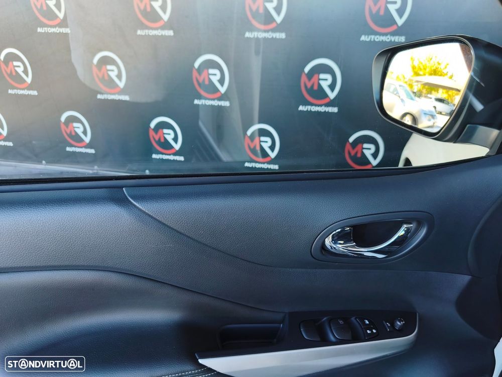 Nissan Navara 2.3 dCi CD 4WD Tekna Auto - 28