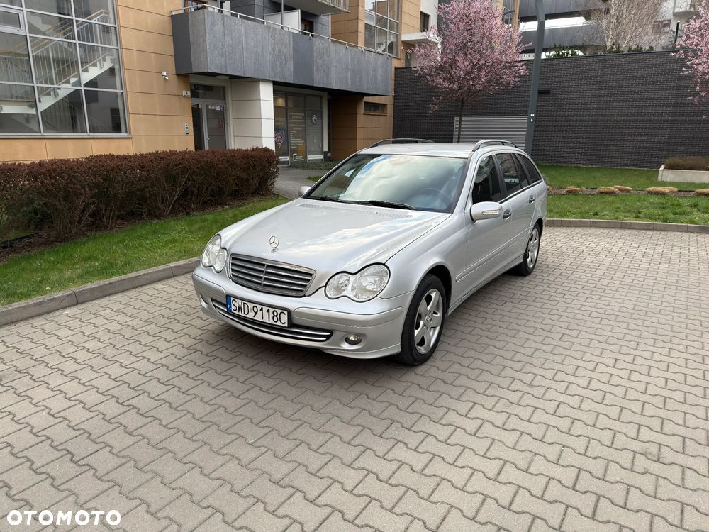 Mercedes-Benz Klasa C 200 T CDI Classic - 9