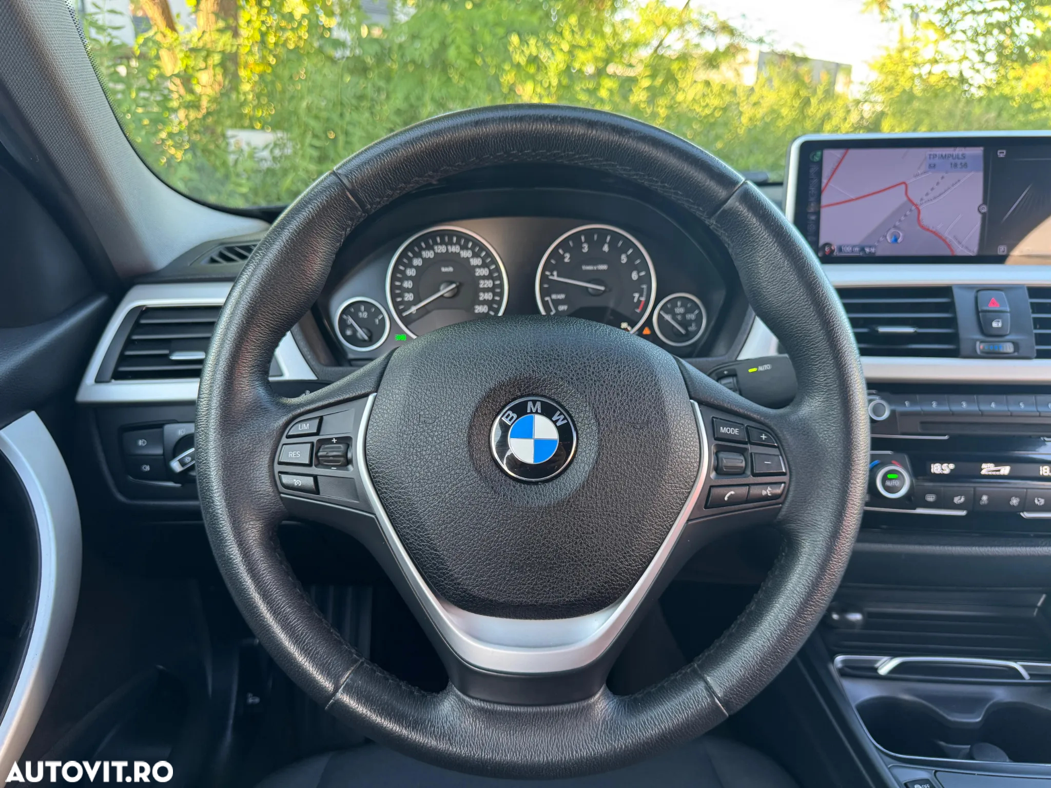 BMW Seria 3 318i Aut. Advantage - 9