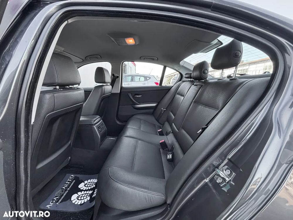 BMW Seria 3 318i - 9
