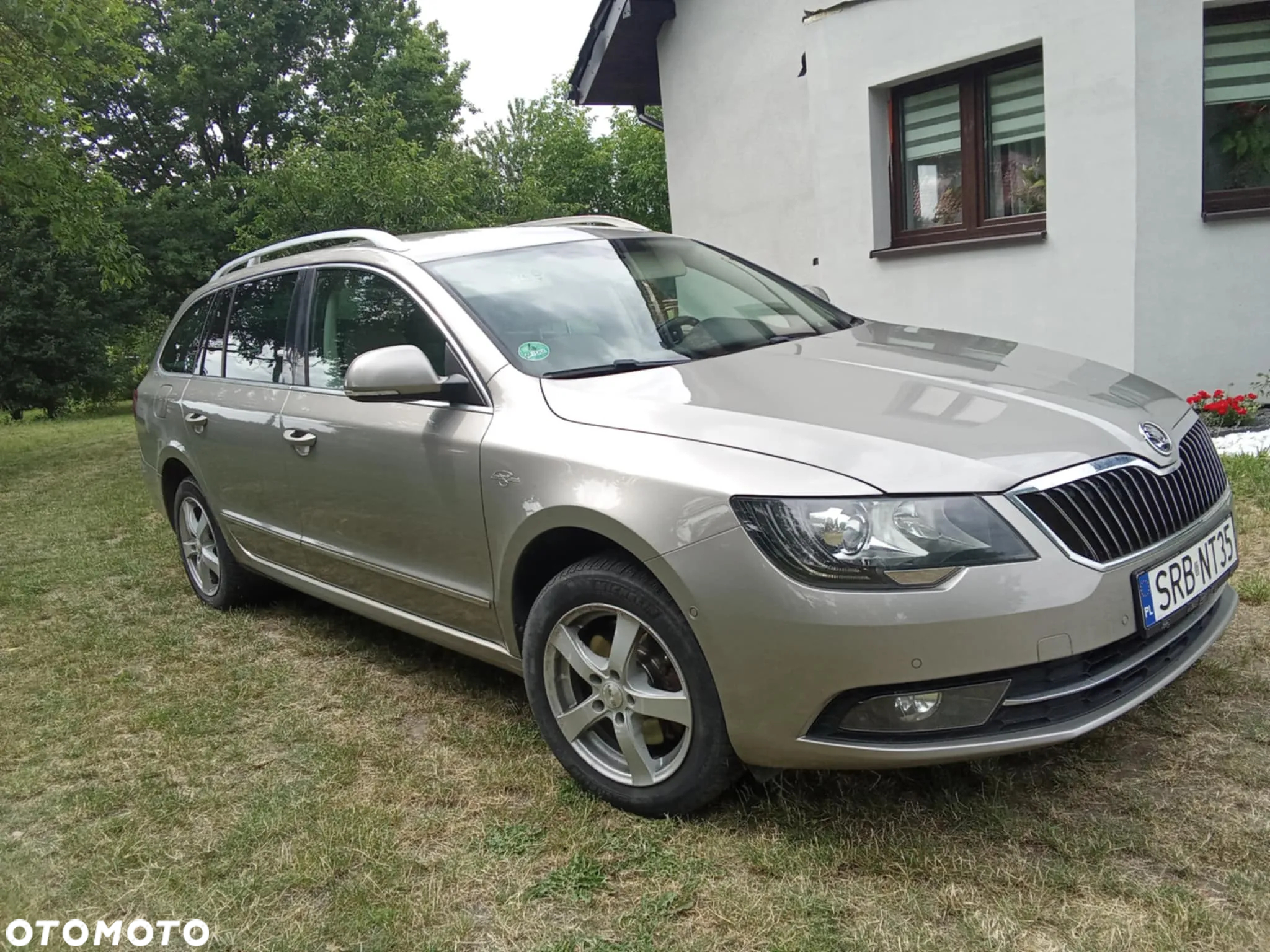 Skoda Superb 2.0 TDI 4x4 L&K DSG - 2