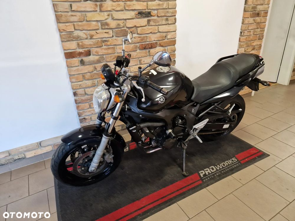 Yamaha FZ6 - 5