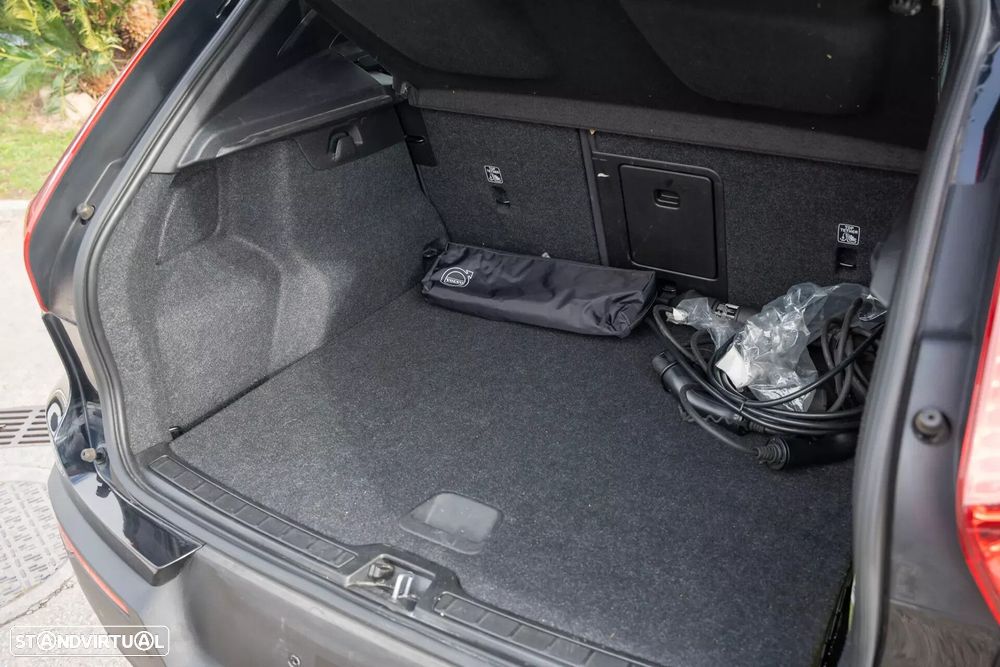 Volvo XC 40 1.5 T4 PHEV Core - 18