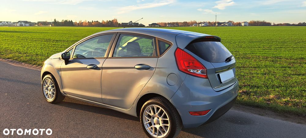 Ford Fiesta - 5