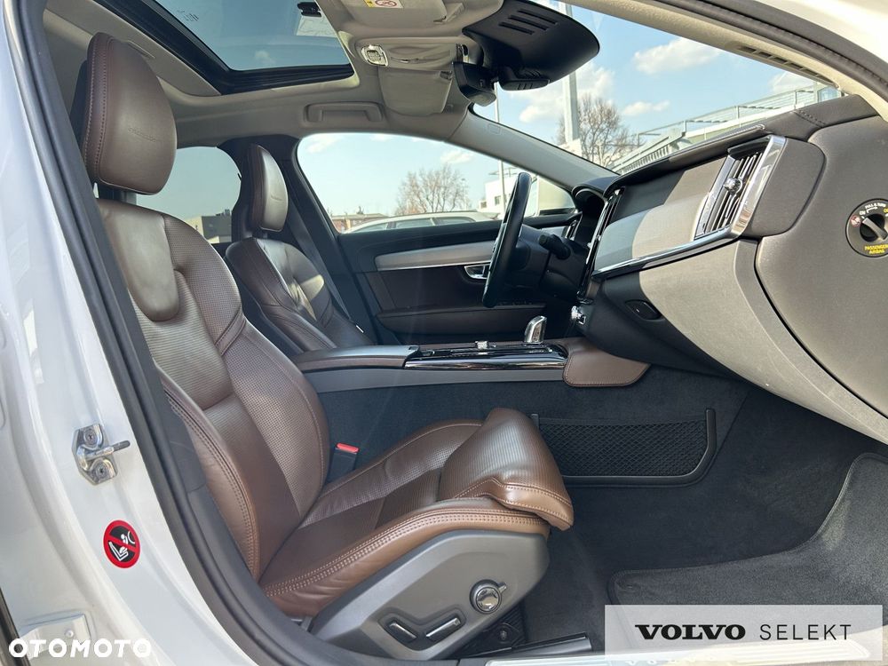Volvo S90 - 29