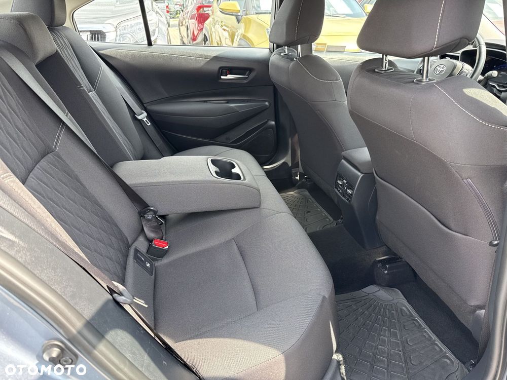 Toyota Corolla - 8