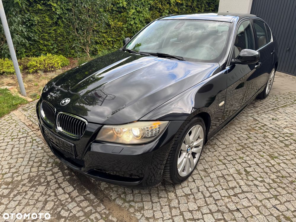 BMW Seria 3 325d DPF Edition Sport - 4